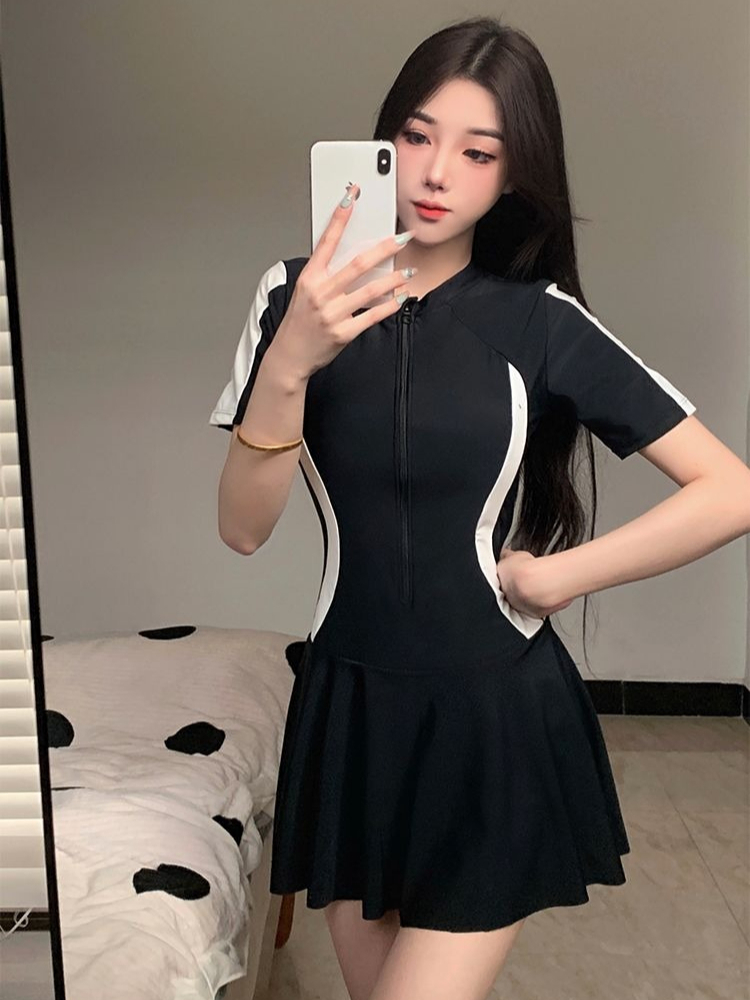 Nuevo Traje de Baño de Una Pie - Skirts reseña y precio